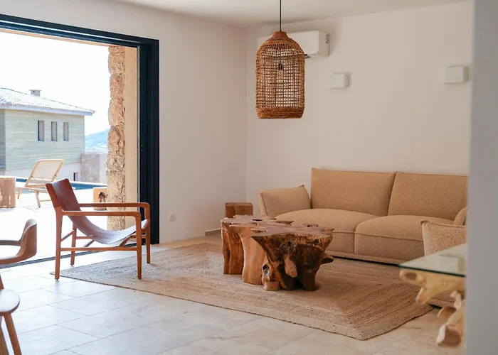 Bergerie Entre Et Maquis זונזה